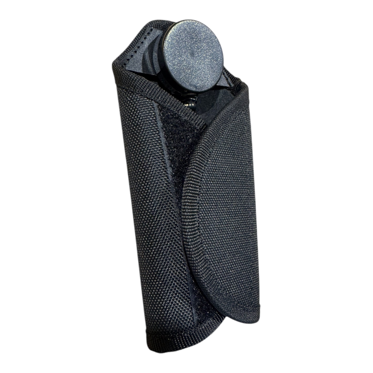 SILENT KEY HOLDER FOR RETRACTABLE KEY CHAIN KEY HOLDER Hi-Tec Intervention